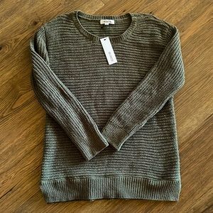 BB Dakota Sweater